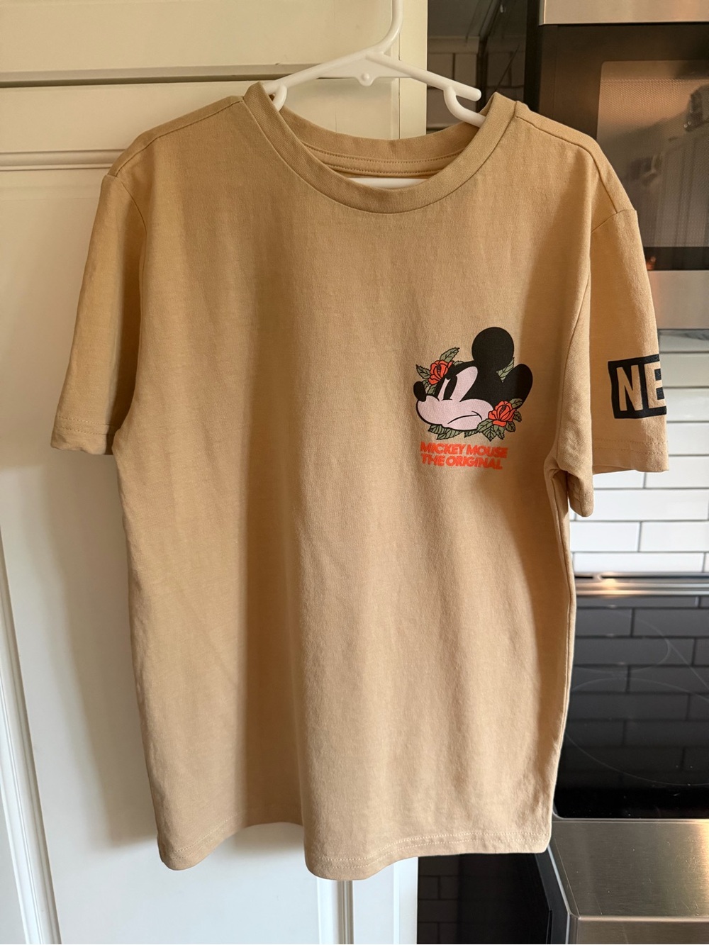 Disney x NEFF Mickey Mouse Floral Graphic Tee Tan Streetwear Size M